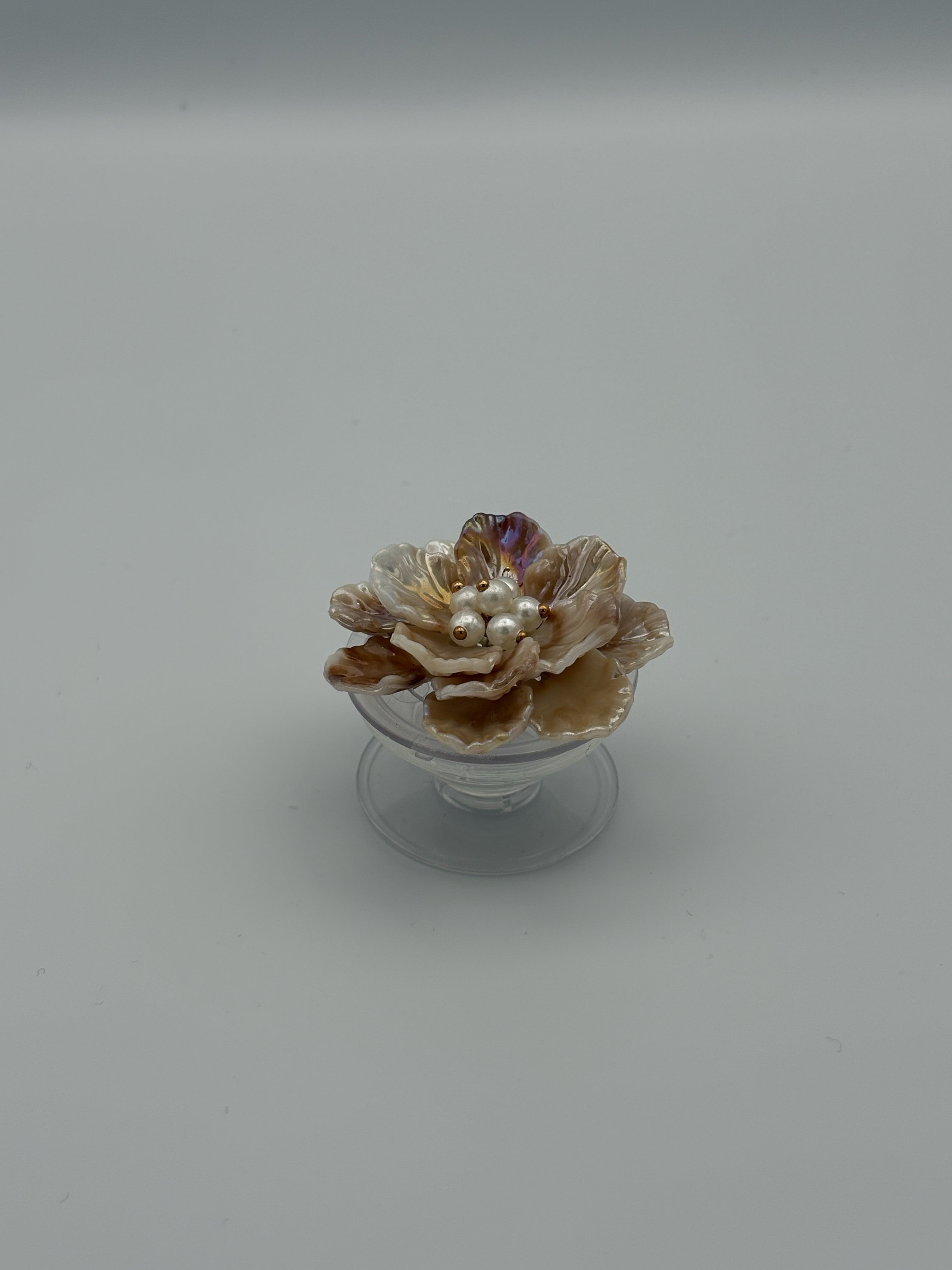 3D Floral pop socket- Brown