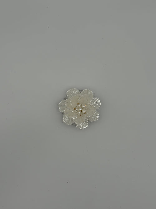 3D Floral pop socket- White